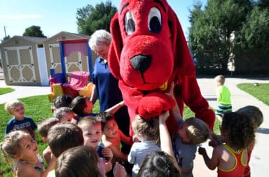 clifford the dog here he go
